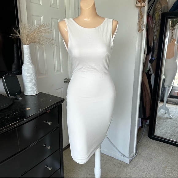 LULU’S LIKE A LADY BACKLESS MIDI DRESS - Picture 5 of 14